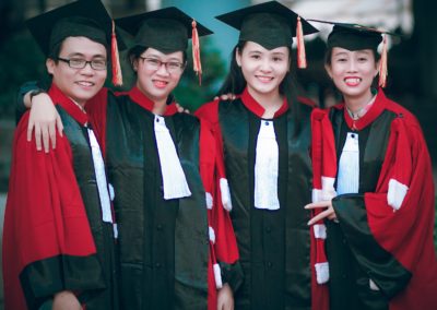 academic-degree-adolescent-alumni-1699414